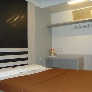 mannars-residency.mysorehotels.org/